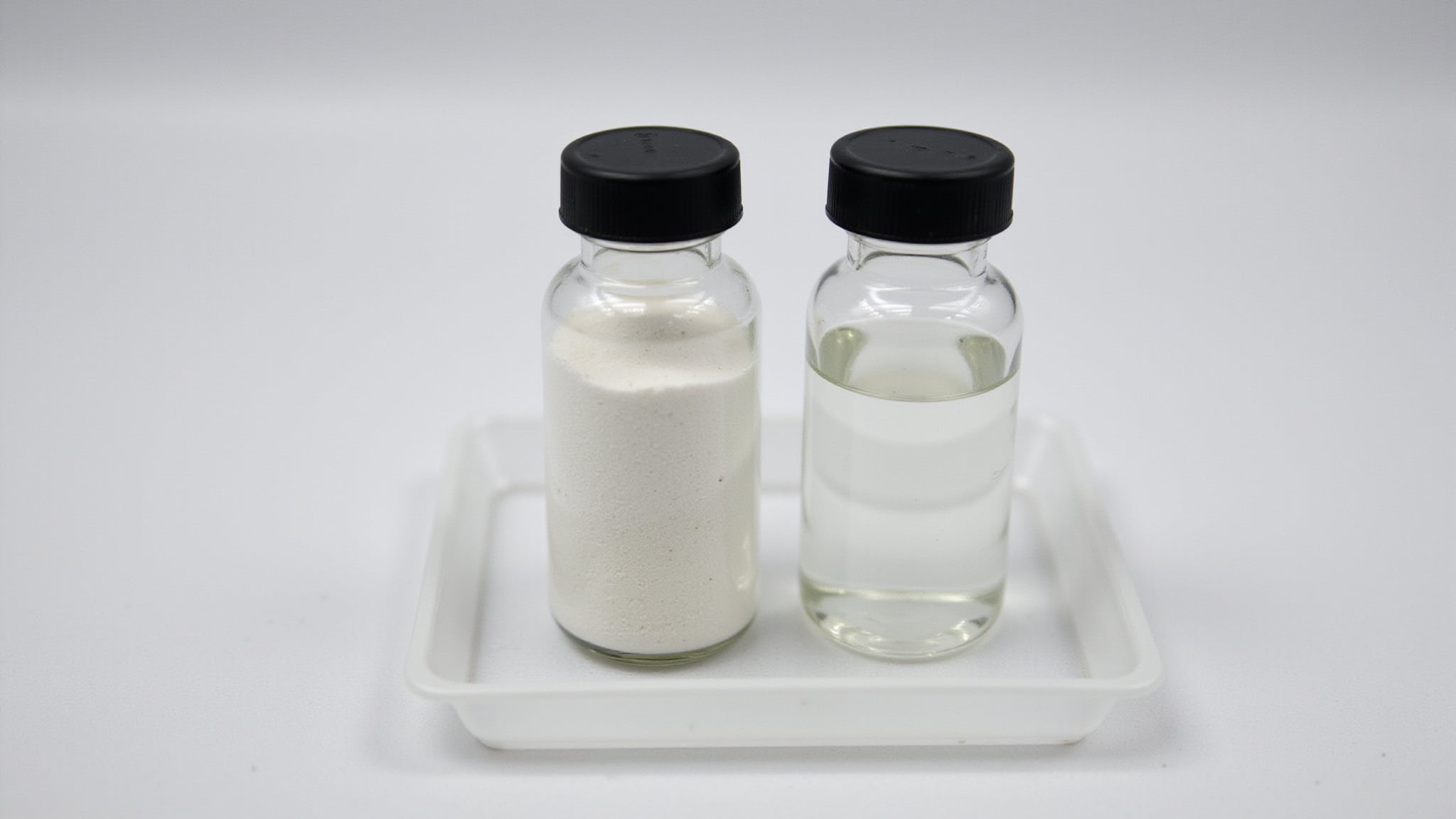 linear peptide vs lactam cyclization